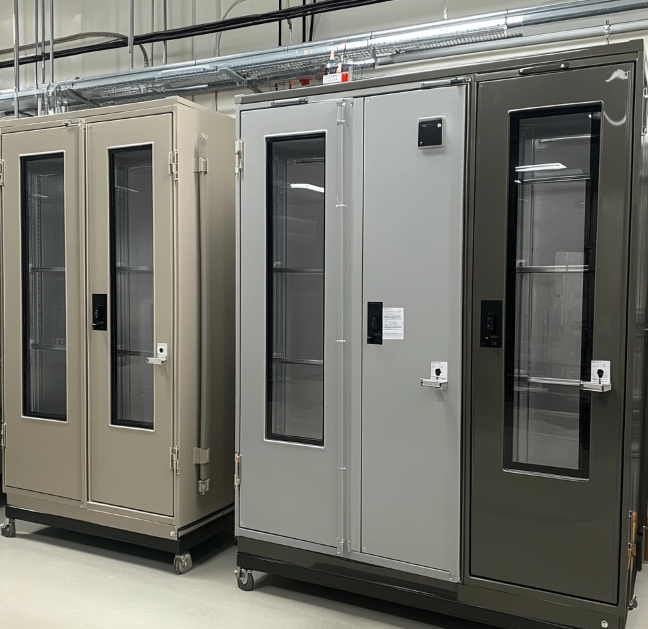 evaluate_and_choose_the_right_dry_cabinet_manufacturers.png
